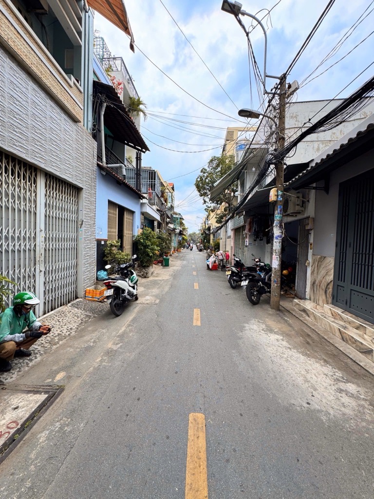 MẶT TIỀN KINH DOANH NGAY GÒ XOÀI-MÃ LÒ, 48M2, 3 TẦNG GIÁ CHỈ HƠN 4 TỶ - Ảnh 3